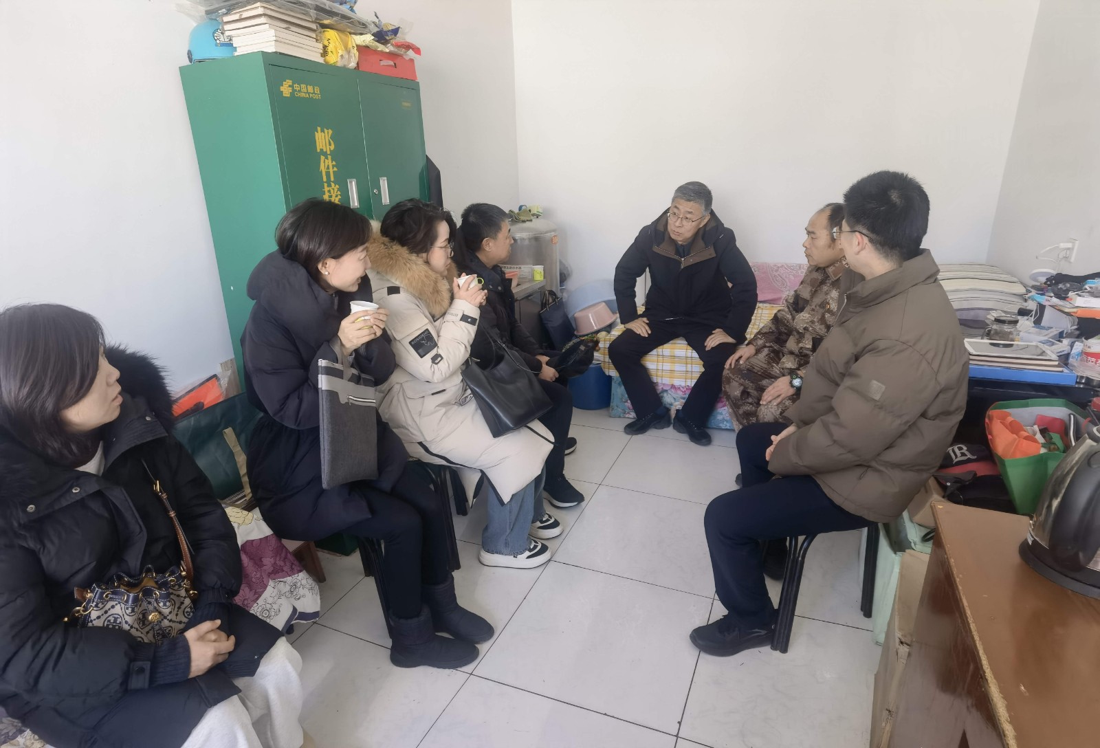 冬日关怀暖人心 推动“驻村”更“助村”02.jpg
